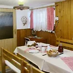 Agnes Obec 248 דירה זוברץ